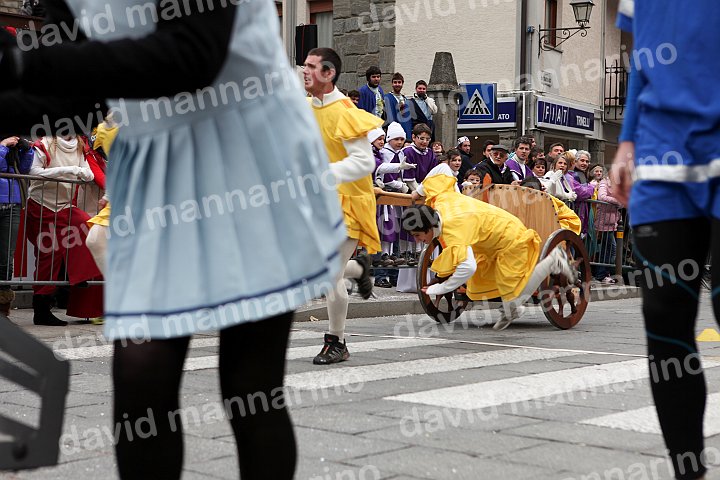 Gara delle Bighe 2011-7769.jpg